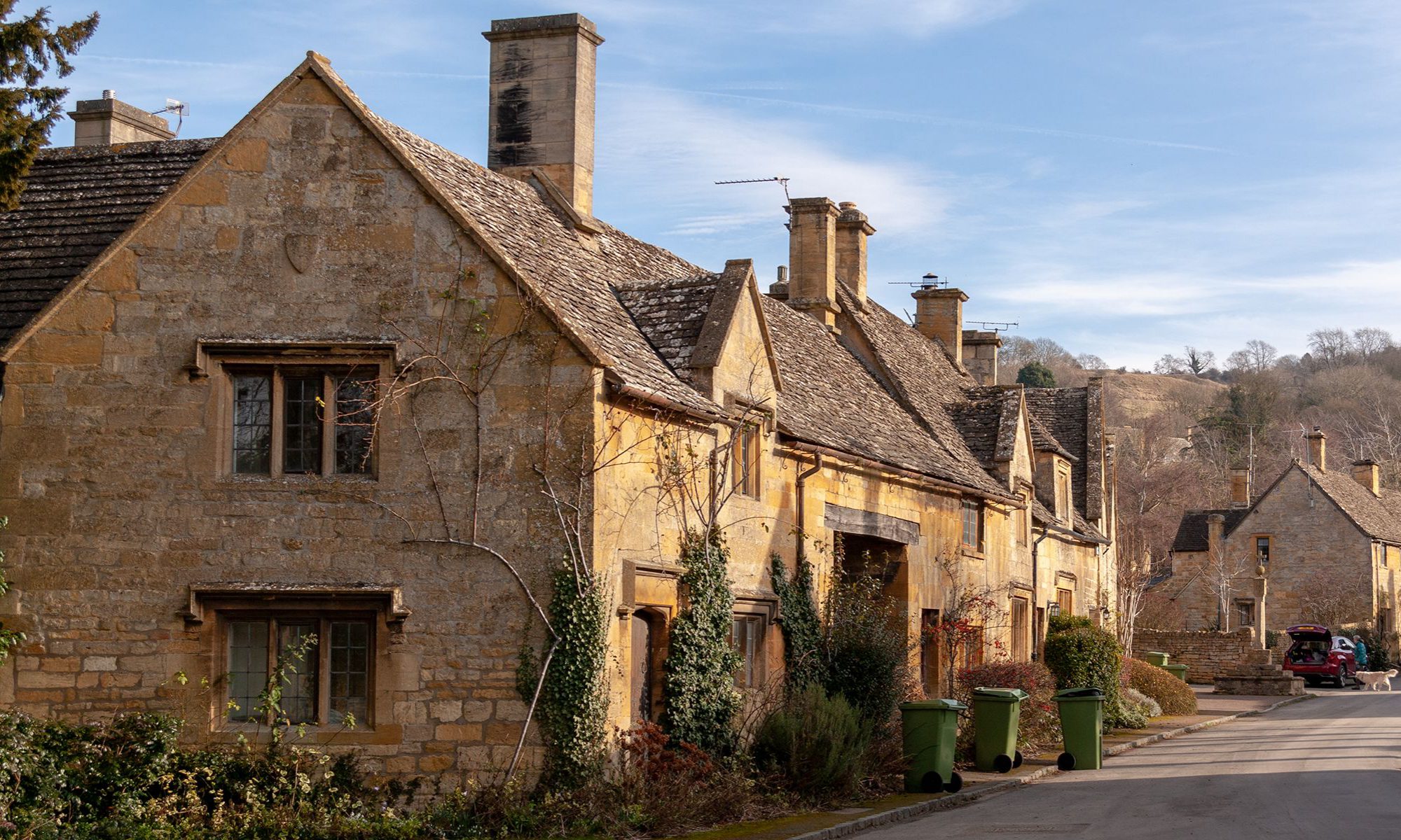 A Guide to Cirencester Discover the Cotswolds