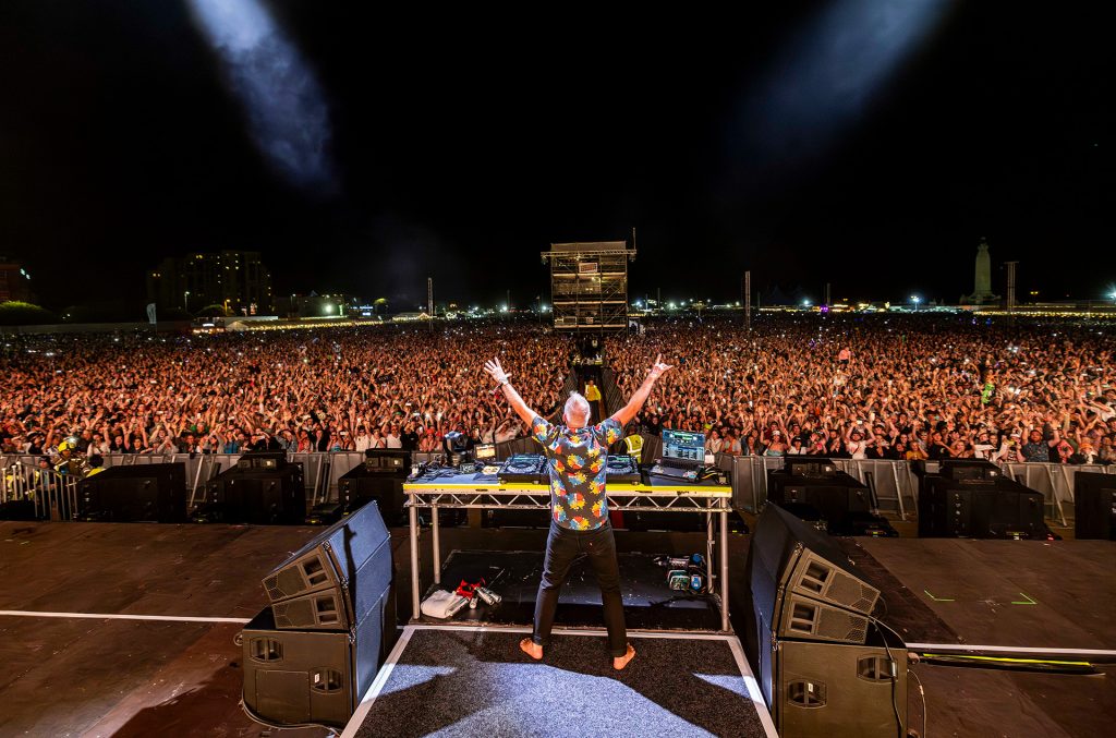 Fatboy Slim on stage